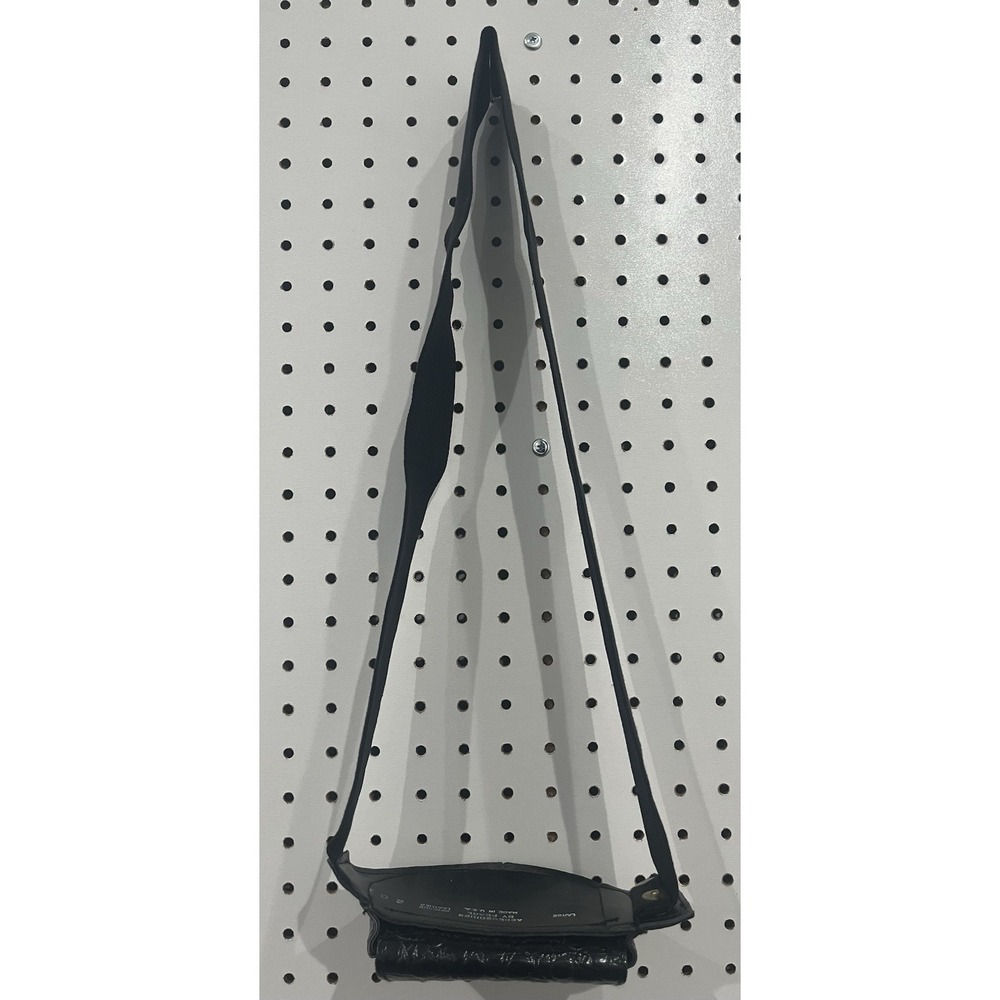 Accessories By Pearl Genuine Leather Fanny Pack - Picture 5 of 6